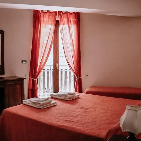 L'antico Borgo Villalago