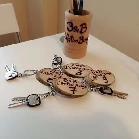 Alojamento de Acomodação e Pequeno-almoço L'antico Borgo Villalago