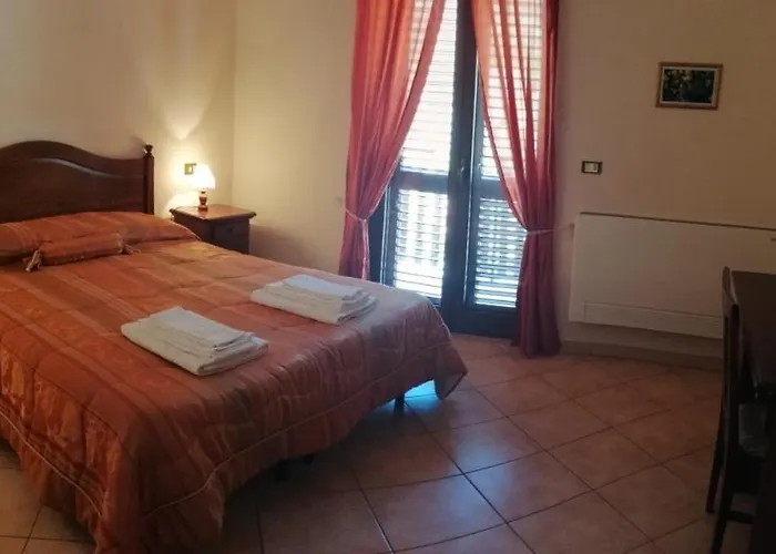 L'antico Borgo Alojamento de Acomodação e Pequeno-almoço Villalago